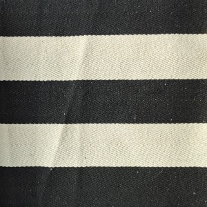 ผ้าฝ้ายย้อมเส้นด้าย